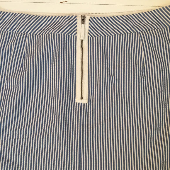 The Pencil Skirt by J. Crew - Picture 4 of 7